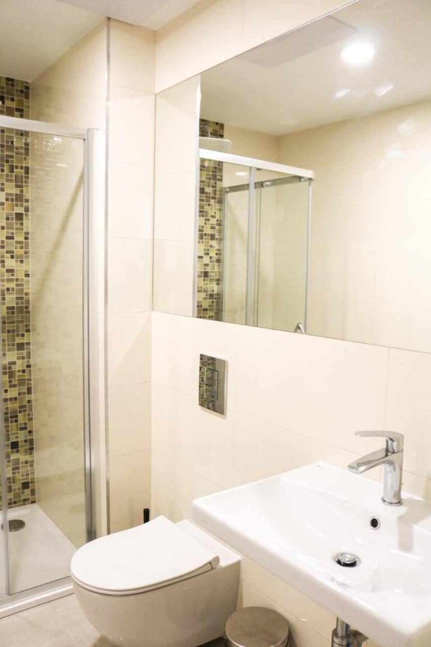 Rose Suites And Rooms Praag Buitenkant foto