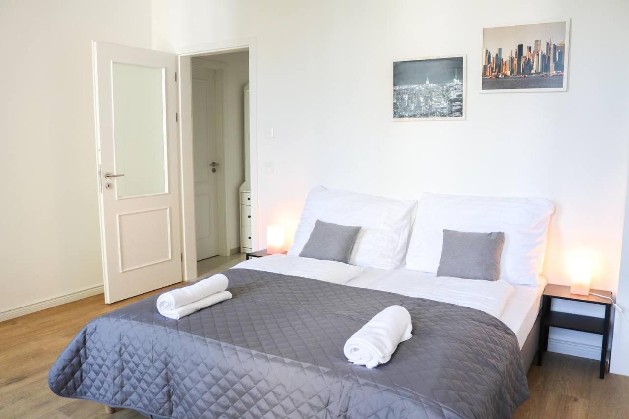 Rose Suites And Rooms Praag Buitenkant foto