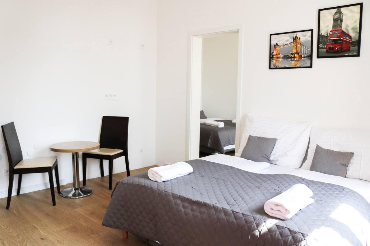 Rose Suites And Rooms Praag Buitenkant foto