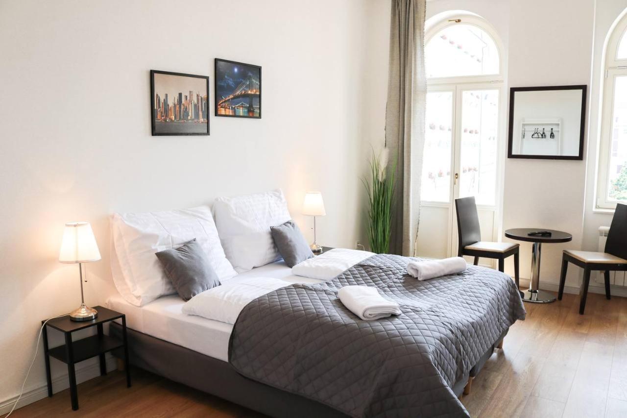 Rose Suites And Rooms Praag Buitenkant foto